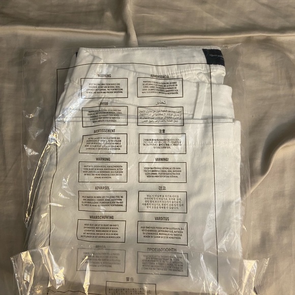 Abercrombie & Fitch white Chino Pants 32 W - Picture 2 of 2